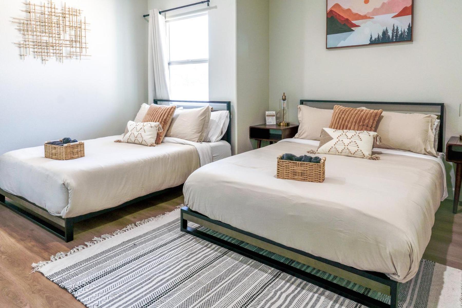 3Br Disney Vila Unit W Parking & Ev - Close To Beaches Midway City Eksteriør billede